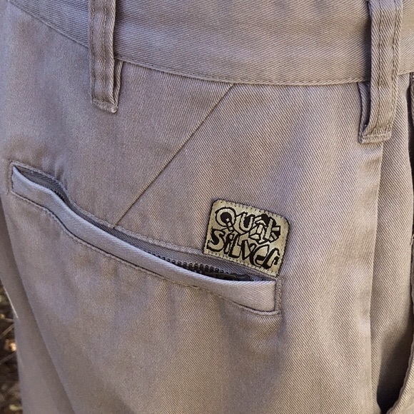 Quicksilver Men’s Khaki Shorts - Picture 4 of 12